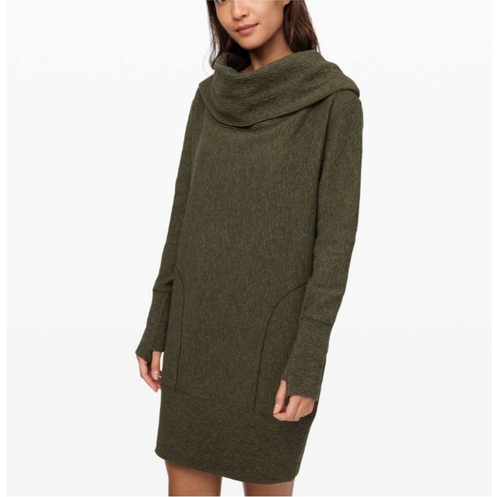 Lululemon along the way dress